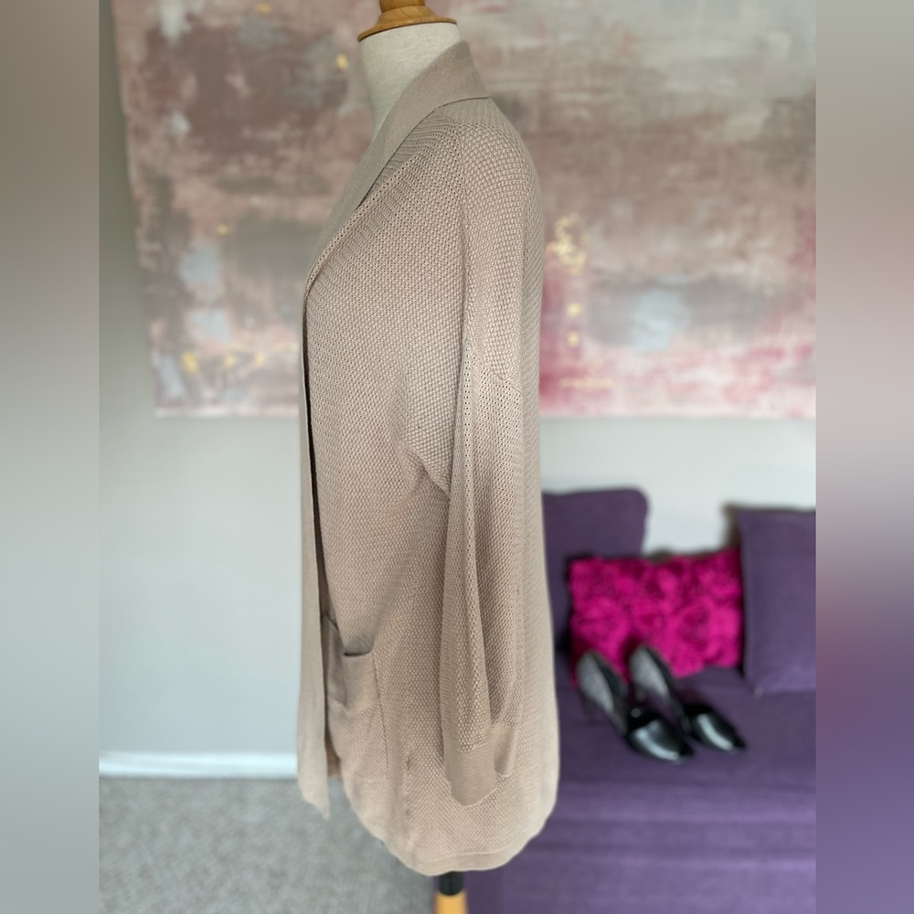 Wilfred beige silk and cashmere light weight cardigan with pockets size M - Picture 5 of 7
